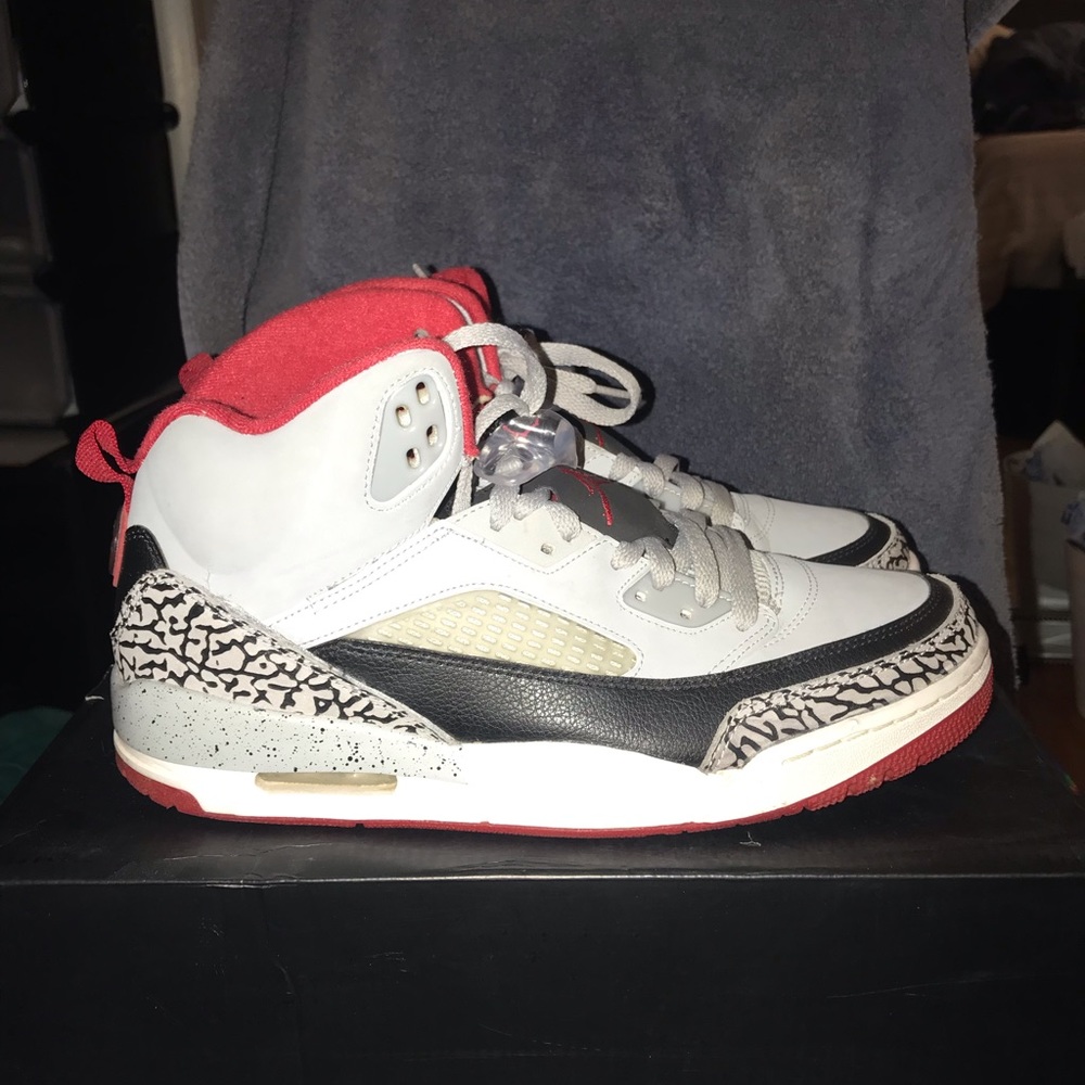 Jordan Spizike cool grey